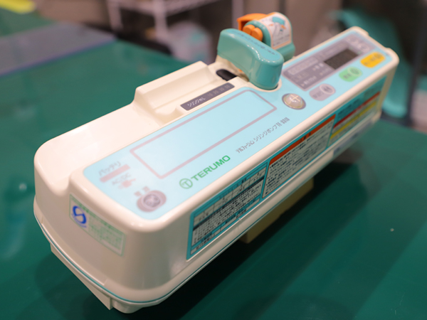 シリンジポンプ